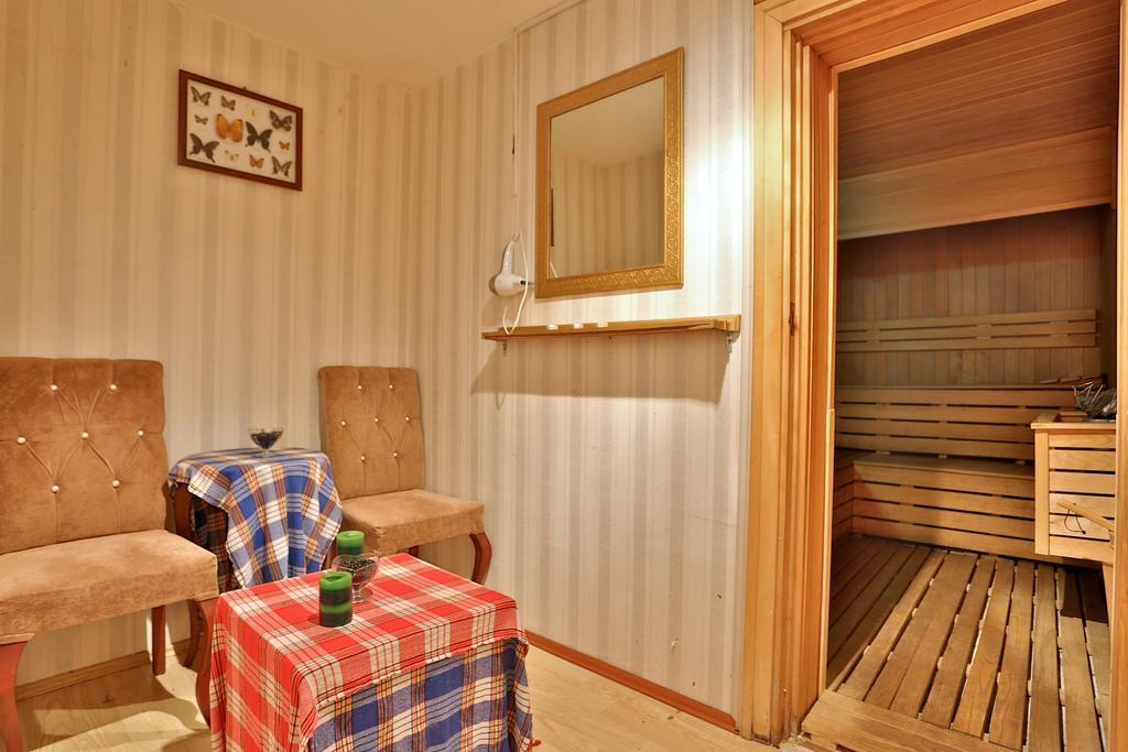 The Istanbul Hotel Bagian luar foto