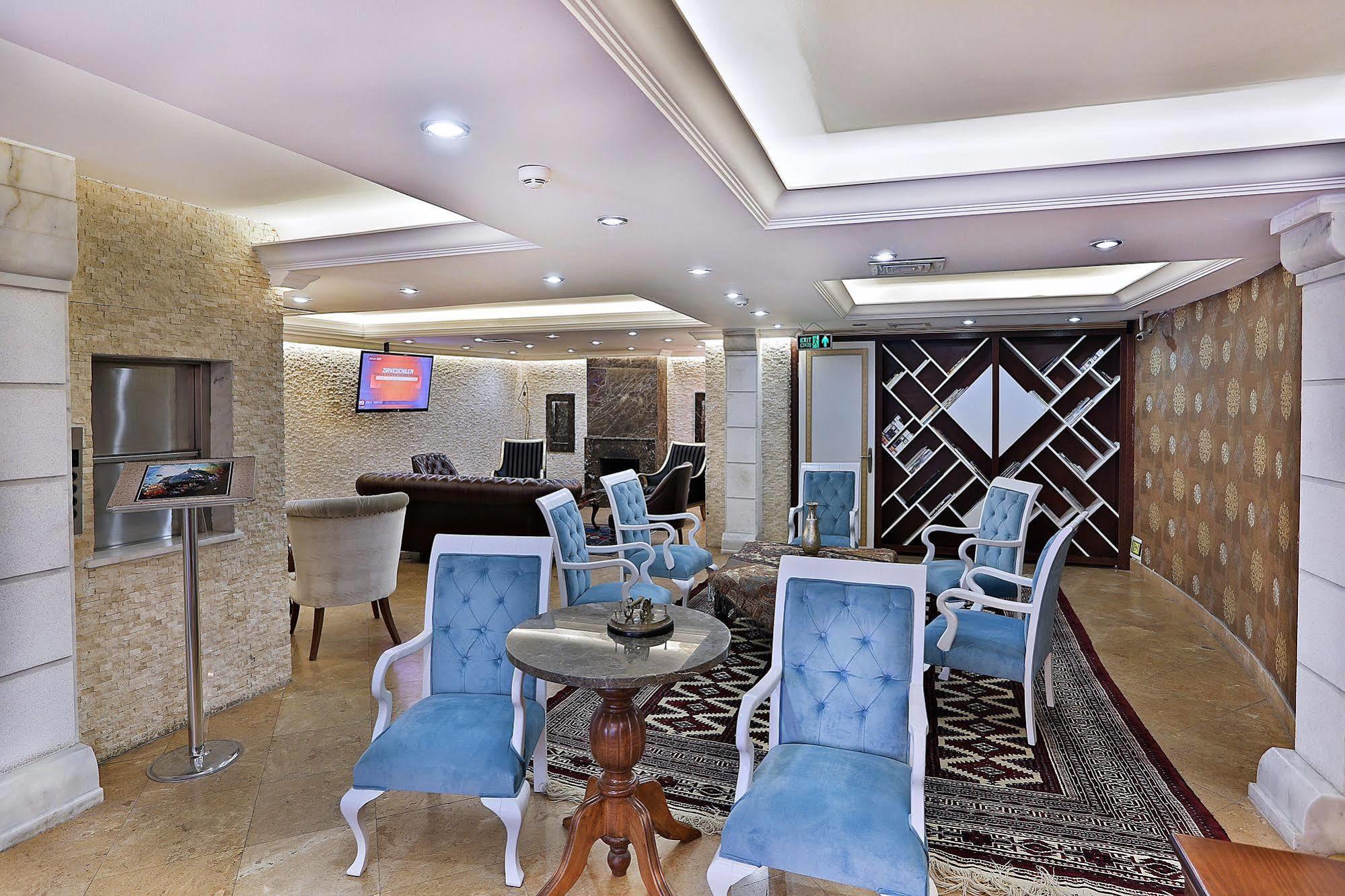 The Istanbul Hotel Bagian luar foto